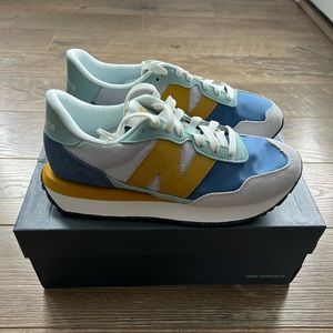Women’s New Balance Running 237